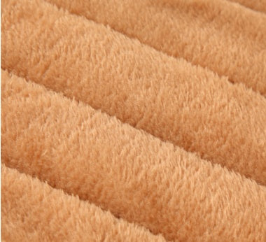 Close-up of soft, plush polyester fabric used in Men’s casual winter jacketWinter Men Jacket.